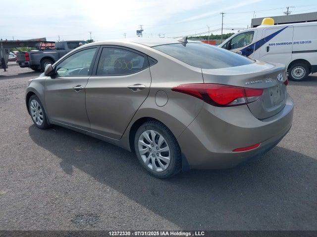 Hyundai dohc mpi nu 2015 5NPDH4AE2FH549822 Image 3