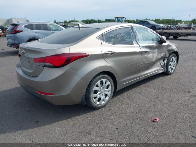 Hyundai dohc mpi nu 2015 5NPDH4AE2FH549822 Image 4