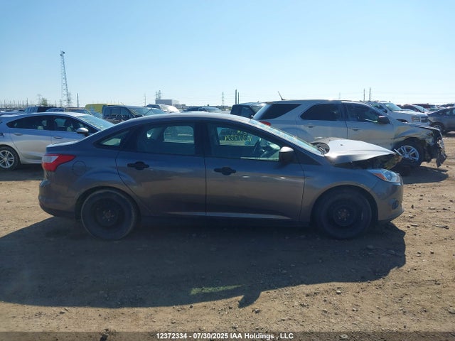 Ford Focus 2014 1FADP3E26EL352553 Image 13