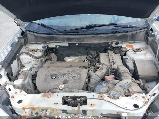 Mitsubishi 2.0 dohc mivec 2017 JA4AH3AU3HZ601677 Image 10