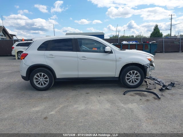 Mitsubishi 2.0 dohc mivec 2017 JA4AH3AU3HZ601677 Image 14