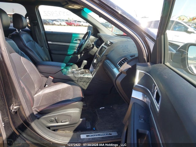 Ford 2016 2016 1FM5K8GT1GGA02495 Image 5