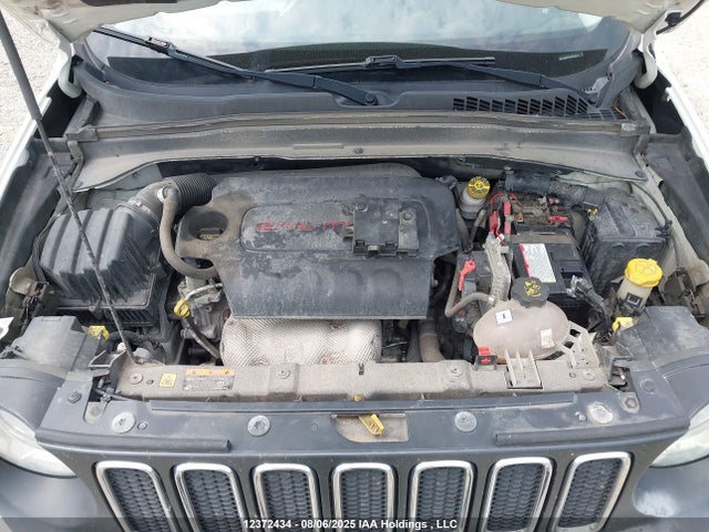 ZACCJBAT2GPE09913 Jeep Renegade