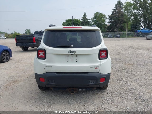 ZACCJBAT2GPE09913 Jeep Renegade