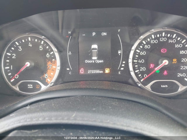 ZACCJBAT2GPE09913 Jeep Renegade