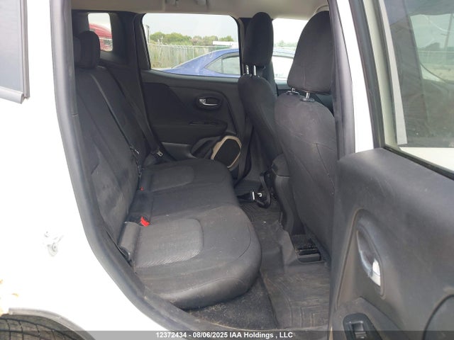 ZACCJBAT2GPE09913 Jeep Renegade