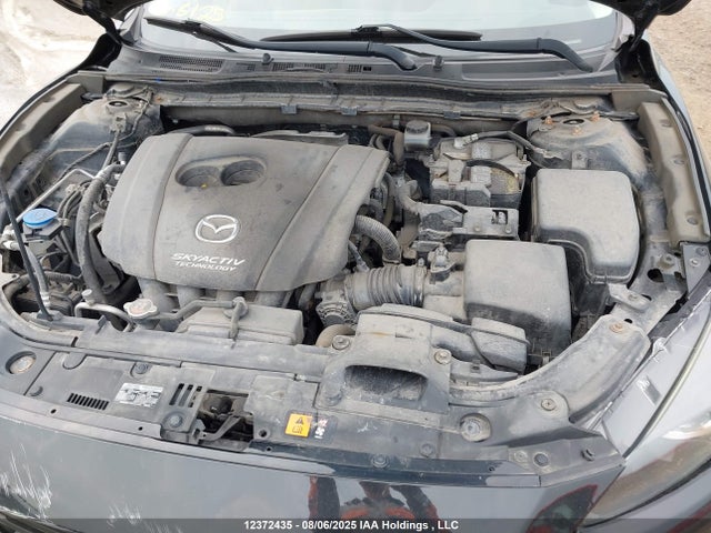 JM1BN1L76J1155303 Mazda pe