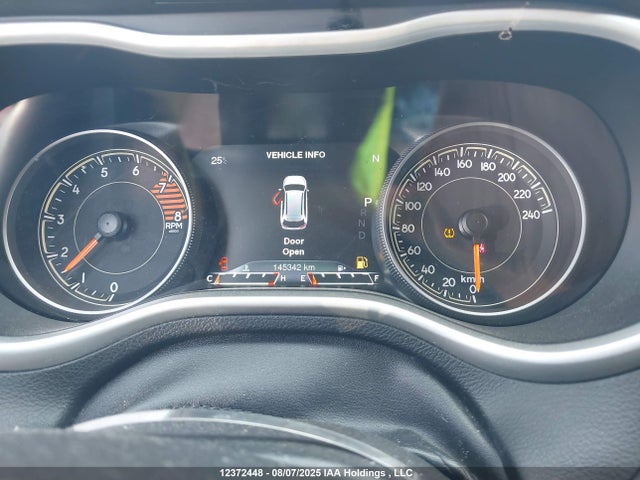 1C4PJMBS6GW365288 Jeep Cherokee Trailhawk