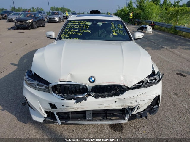 BMW 330I 2024 3MW89FF07R8E64065 Image 13