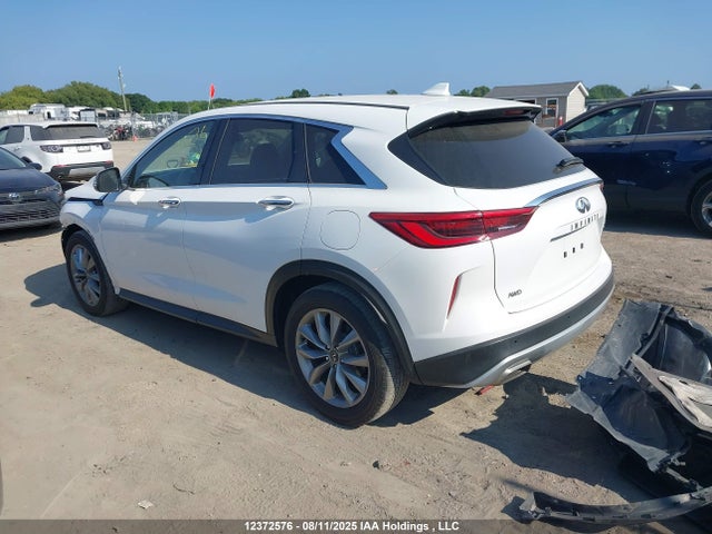 Infiniti 2021 2021 3PCAJ5AB5MF124836 Image 3