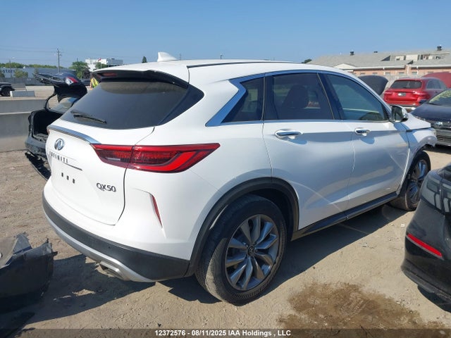 Infiniti 2021 2021 3PCAJ5AB5MF124836 Image 4