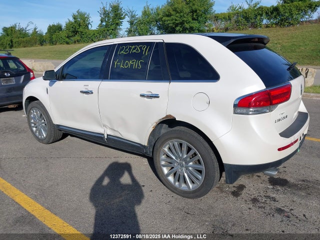 2LMDJ8JK3EBL01915 Lincoln 2014