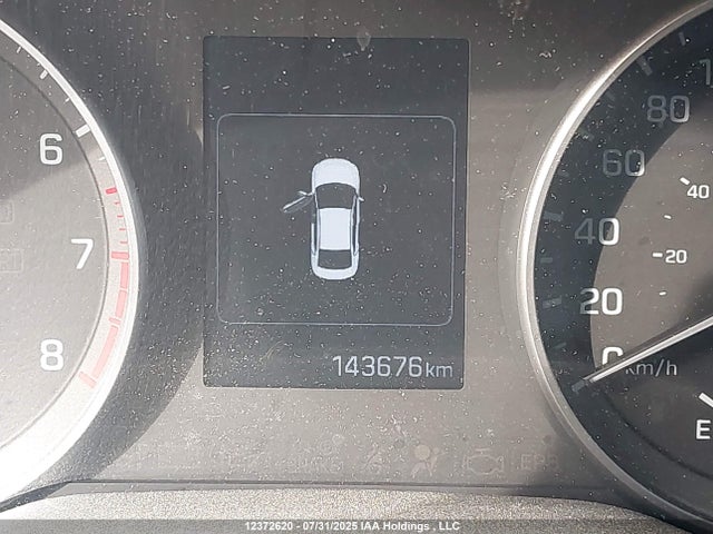 Hyundai Elantra 2017 KMHD84LF3HU103351 Image 16