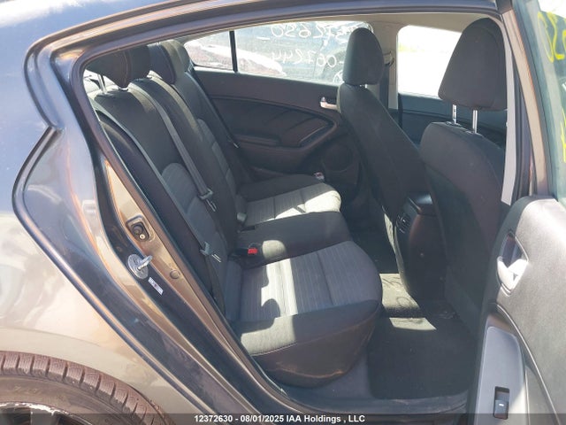 2014 Kia Forte მანქანა იყიდება აუქციონზე, vin: KNAFX4A6XE5067244, აუქციონის ნომერი: 12372630