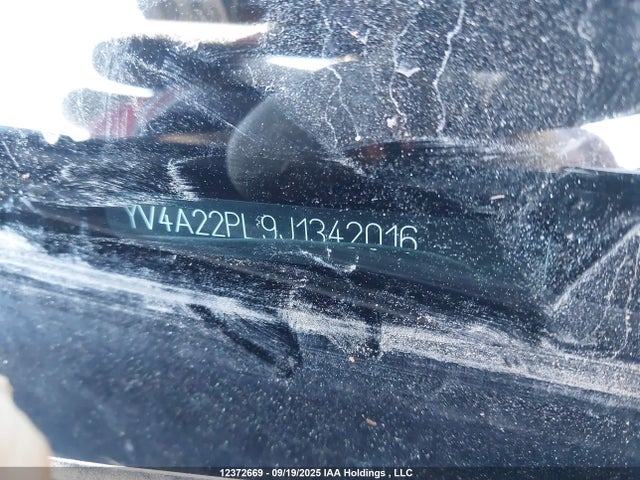 YV4A22PL9J1342016 Volvo XC90 T6