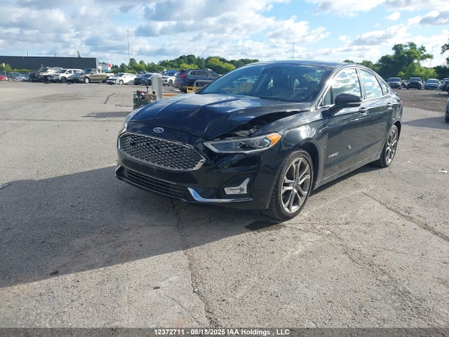 Ford 2019 2019 3FA6P0RUXKR155773 Image 2
