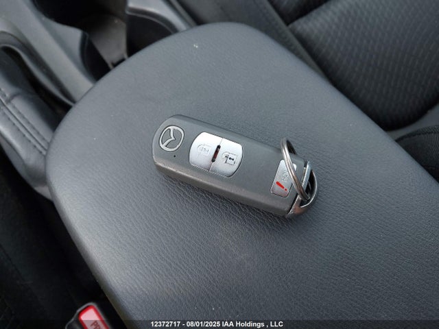 JM3KE2CY0E0347138 Mazda py