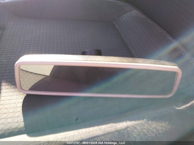 Volkswagen 2015 2015 3VW1K7AJ9FM297657 Image 12