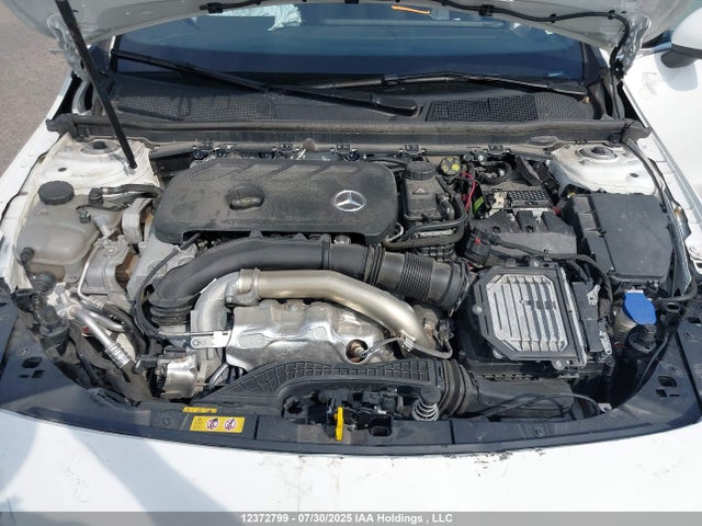 W1K5J4HB0SN532148 Mercedes-Benz m260