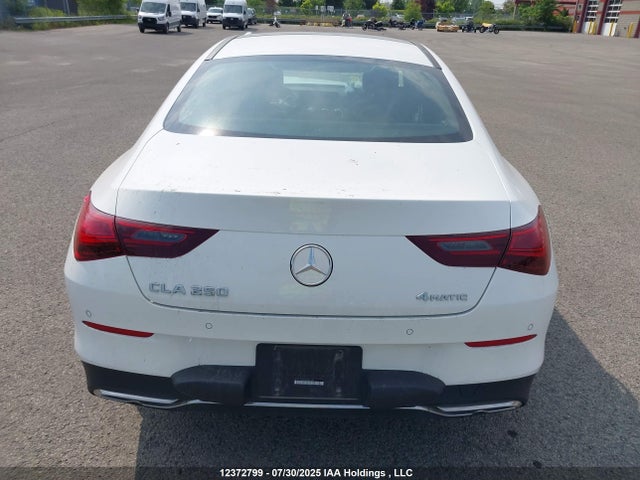W1K5J4HB0SN532148 Mercedes-Benz m260