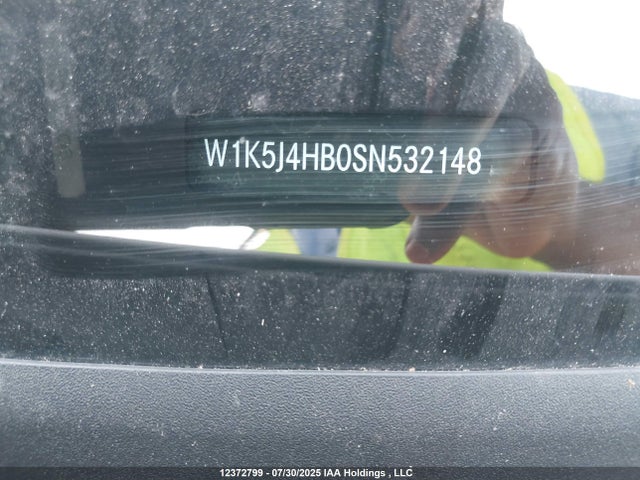 W1K5J4HB0SN532148 Mercedes-Benz m260