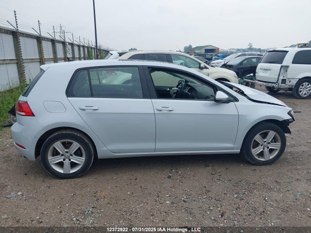 3VWG17AU5JM284873 Volkswagen 2018