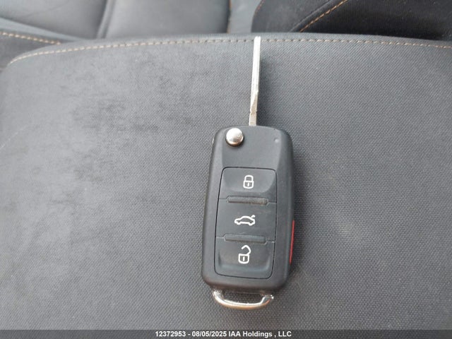 3VWDB7AJXHM232882 Volkswagen Jetta Wolfsburg Edition