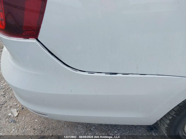 3VWDB7AJXHM232882 Volkswagen Jetta Wolfsburg Edition