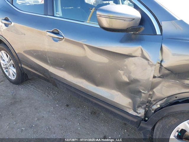 Nissan 2019 2019 JN1BJ1CP0KW234310 Image 19
