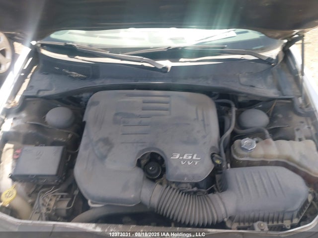 Chrysler 2014 2014 2C3CCABG8EH377090 Image 10