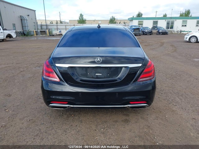 WDDUG8GB4JA358836 Mercedes-Benz S 560 4matic