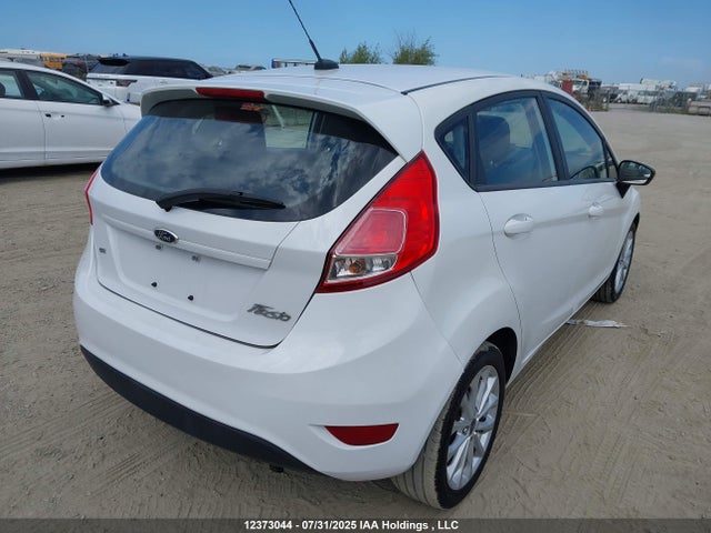 Ford FIESTA SE 2014 3FADP4EJ0EM198742 Image 24