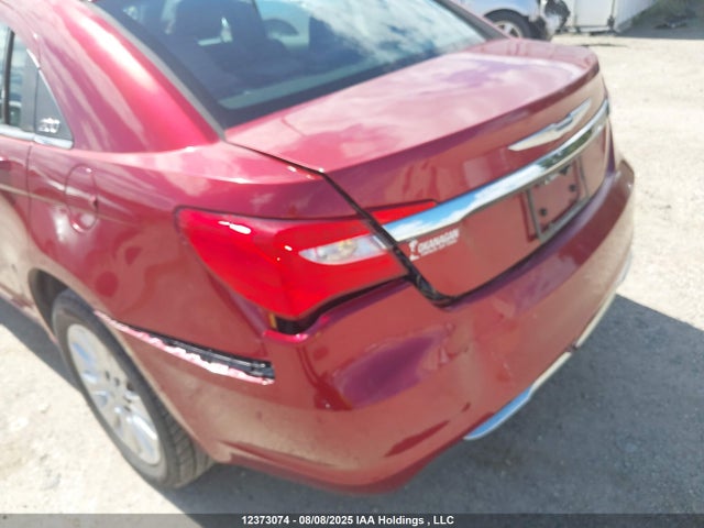Chrysler 200 2014 1C3CCBAB5EN230079 Image 6
