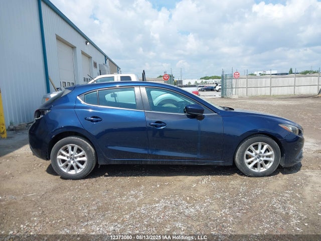 3MZBM1L71FM181169 Mazda pe