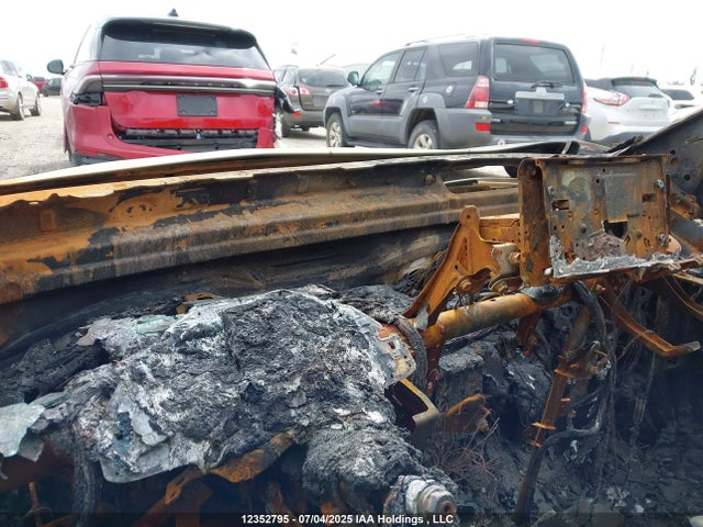 JTNKHMBX0L1065069 Toyota 3zr-fae