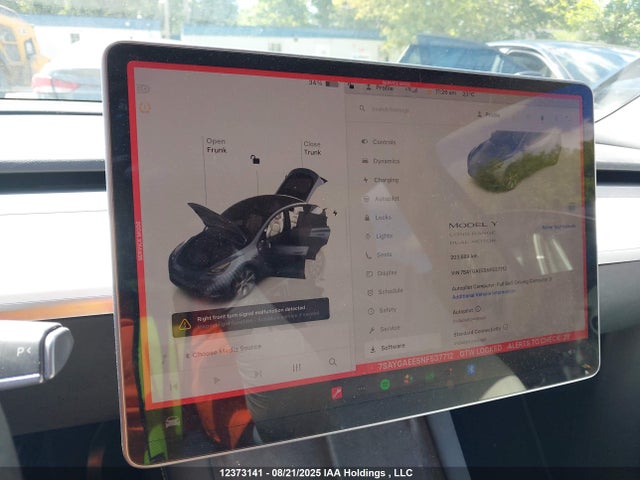 7SAYGAEE5NF537712 Tesla Model Y