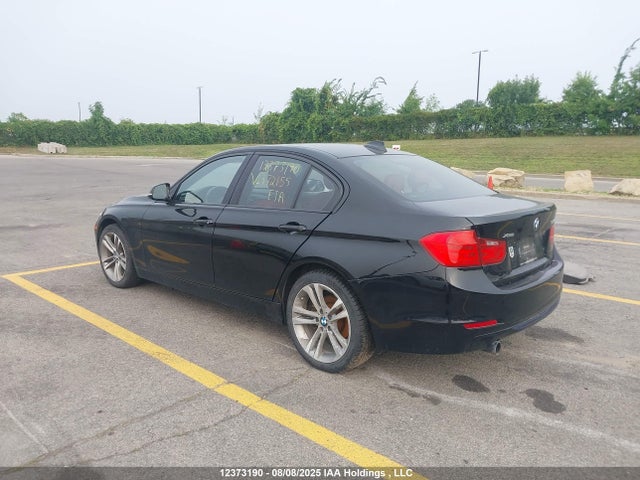 WBA3C3G57ENS72155 BMW 320i