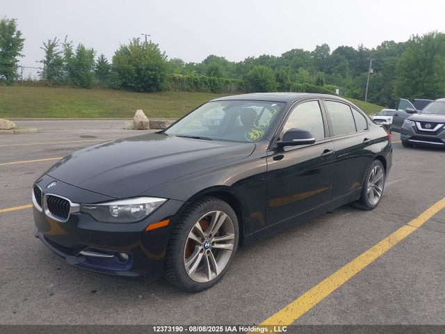 WBA3C3G57ENS72155 BMW 320i