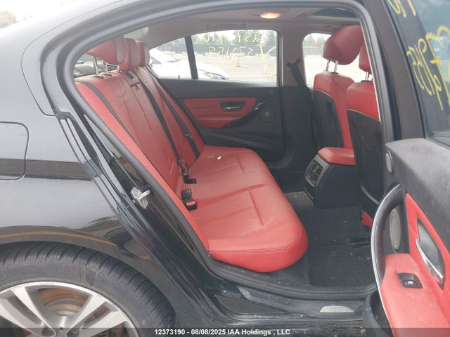 WBA3C3G57ENS72155 BMW 320i