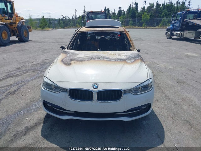 WBA8D9C51JA614664 BMW 330I
