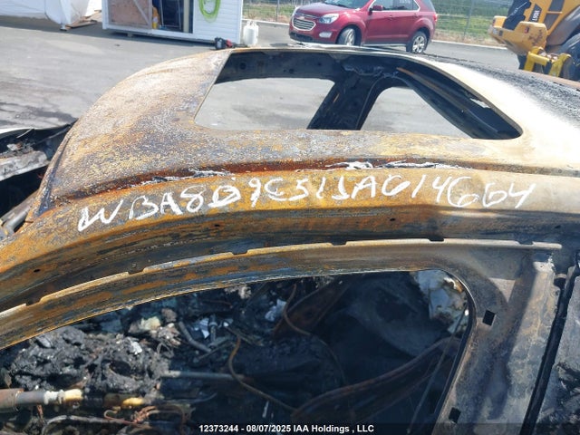 WBA8D9C51JA614664 BMW 330I