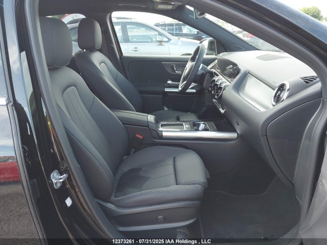 W1N4N4HB2TJ767825 Mercedes-Benz m260