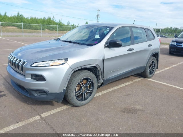 1C4PJLAB0FW561253 Jeep Cherokee