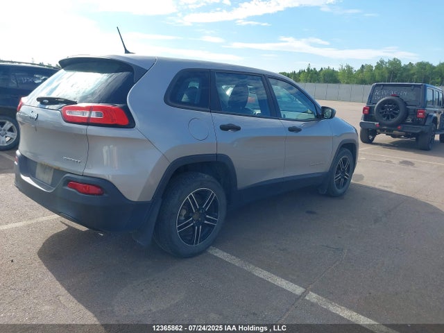1C4PJLAB0FW561253 Jeep Cherokee