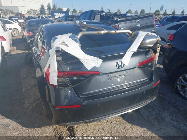 Honda l15b7 2022 2HGFE1F94NH007013 Image 3