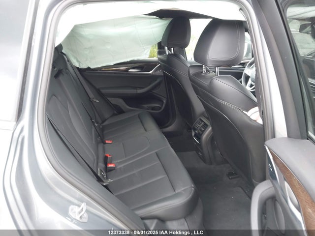 5UX53DP08R9X30143 BMW X3