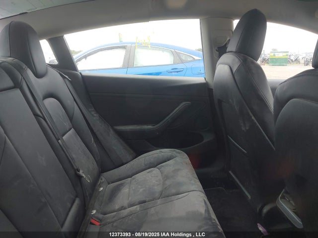 Tesla MODEL 3 2022 5YJ3E1EB5NF205580 Image 8