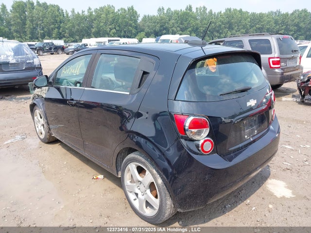 Chevrolet luw 2015 1G1JC6SH1F4194193 Image 3