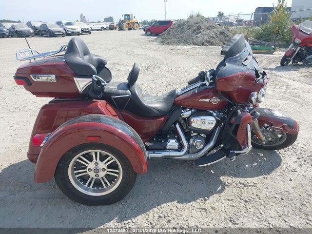Harley-Davidson Tri Glide Ultra 2024 5HD1MAF37RB855013 Image 12