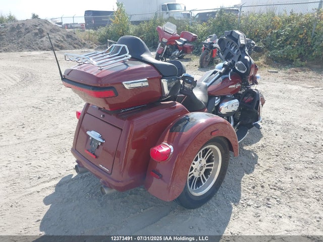 Harley-Davidson Tri Glide Ultra 2024 5HD1MAF37RB855013 Image 4